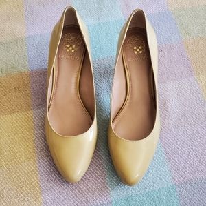 Vince Camuto Desti Pump size 9